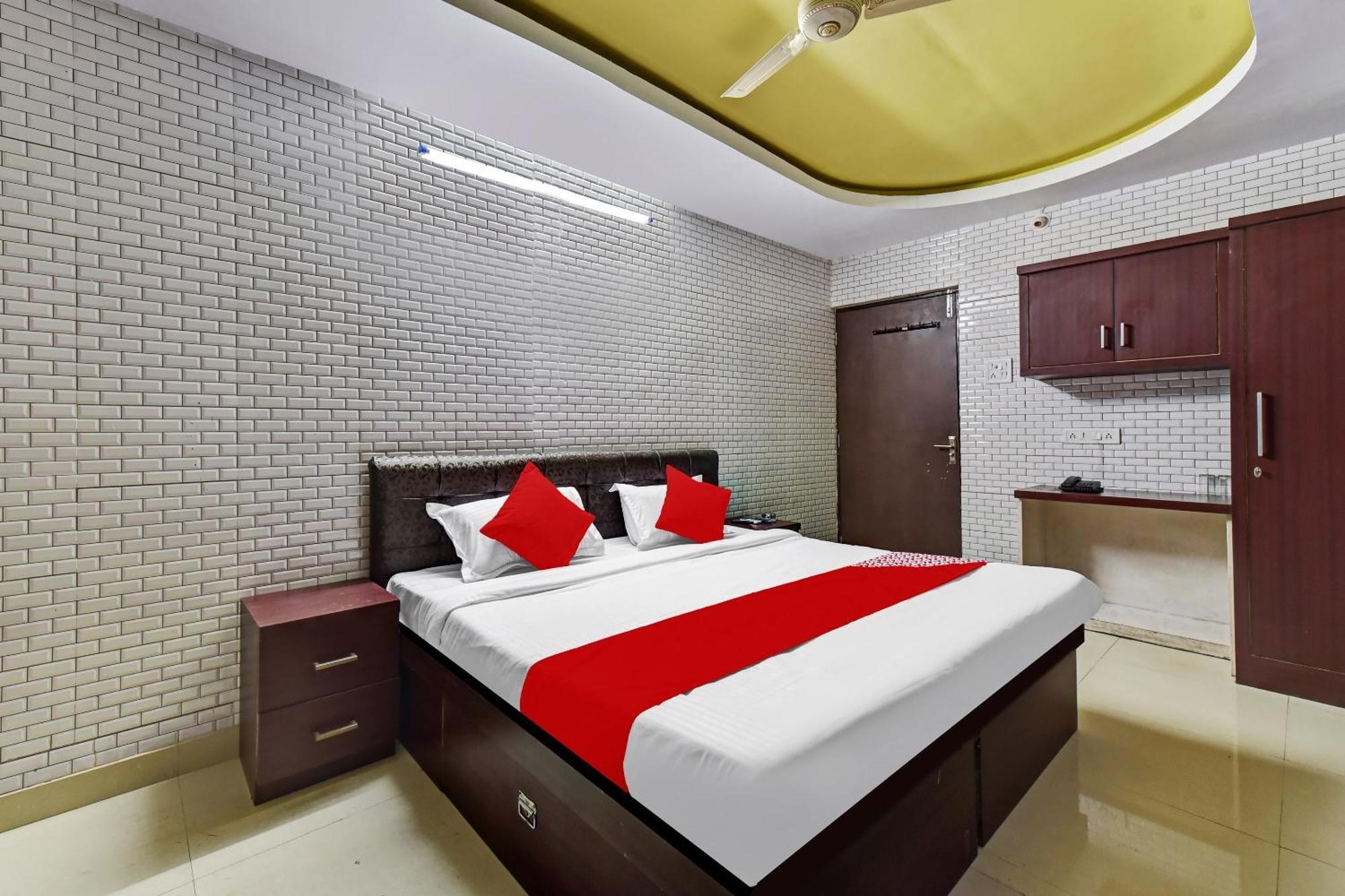Hotel O Eleven Hotel & Banquet Kota  Luaran gambar
