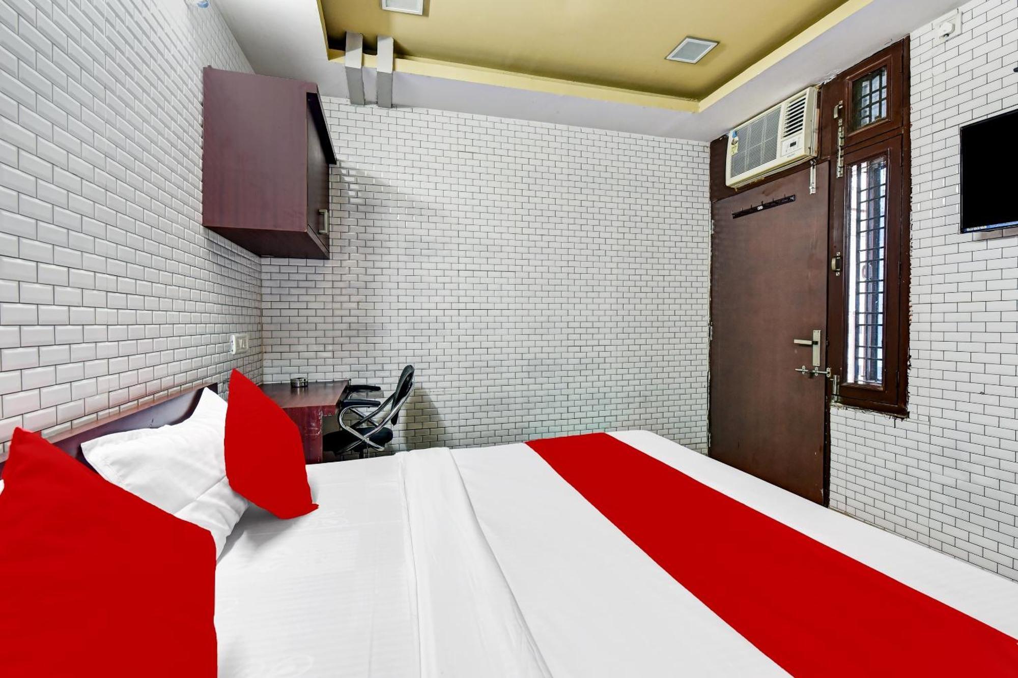 Hotel O Eleven Hotel & Banquet Kota  Luaran gambar