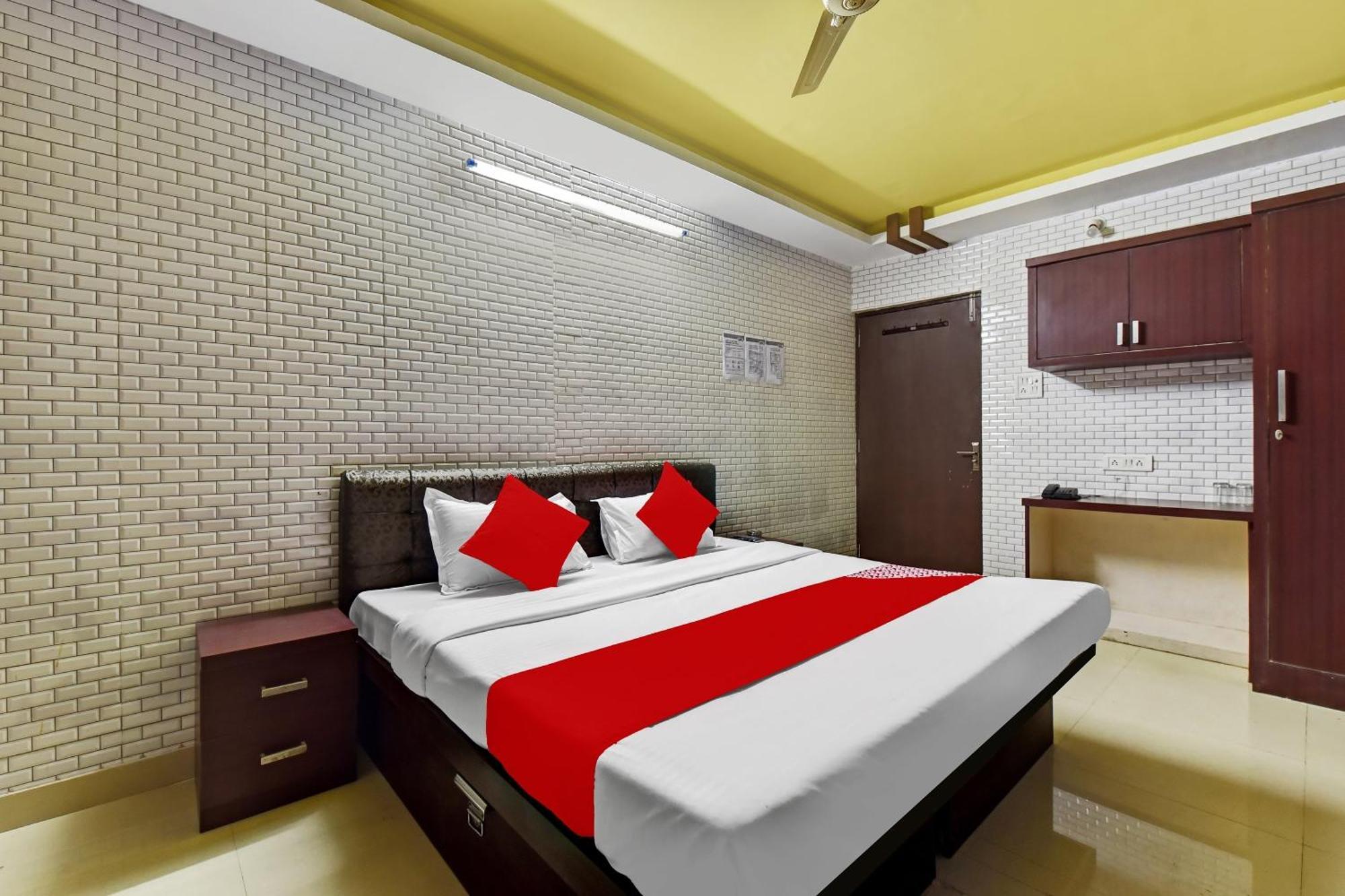 Hotel O Eleven Hotel & Banquet Kota  Luaran gambar