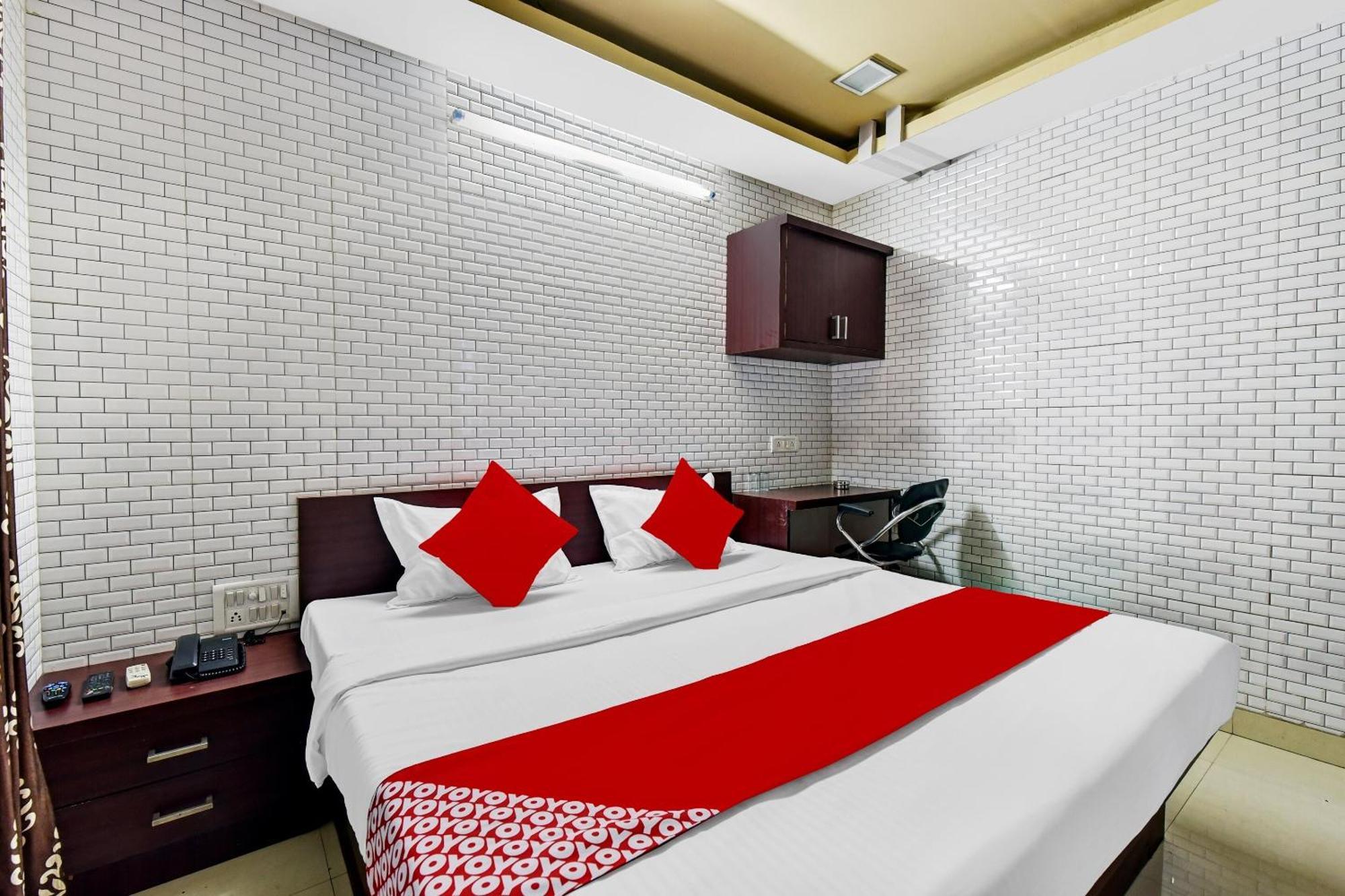 Hotel O Eleven Hotel & Banquet Kota  Luaran gambar