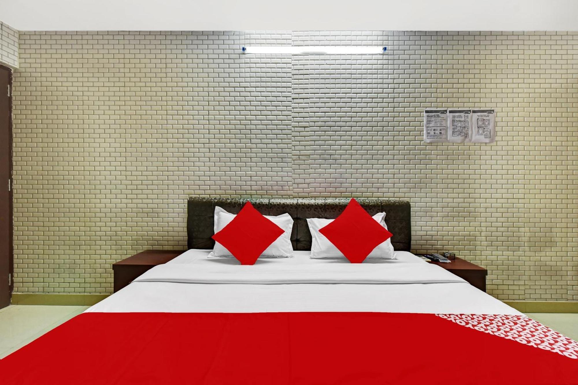 Hotel O Eleven Hotel & Banquet Kota  Luaran gambar